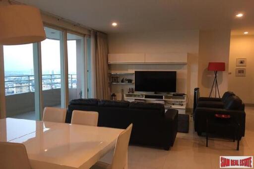 Watermark Chaophraya - 3 Bedroom River View Condo with Extensive Facilities and Shuttle Boat on 34th Floor of this Riverside Condo