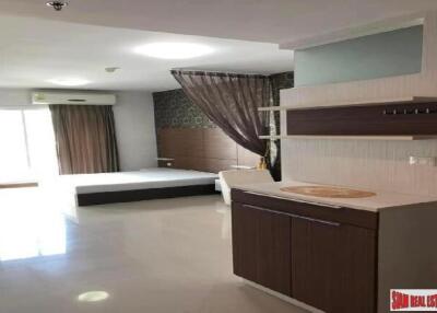 Supalai River Resort - Amazing 1 Bed Condo for Sale in Bangna