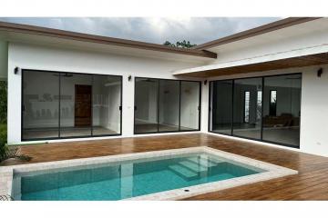 3-bedroom villa with pool on a 800 sqm land