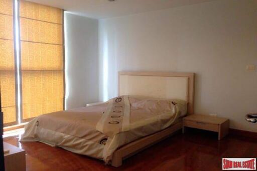 The Peak Residence - Spacious Three Bedroom Corner Unit for Sale in Nana