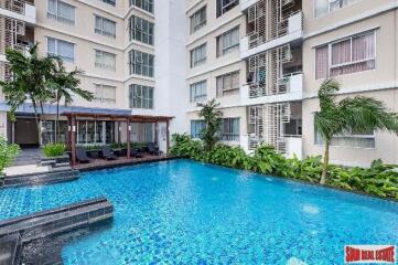 Condo One X - 2 Bed Fully Furnished Condo on the 14th Floor with City Views Located on the Charming Sukhumvit 26 Road, close to BTS Phrom Phong