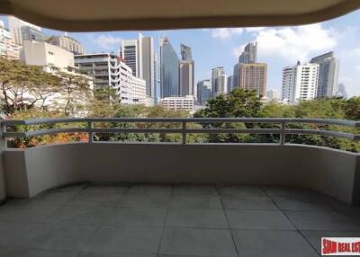 Regent on the Park 1 - Spacious Three Bedroom Condo + Maids Room + Two Balconies for Sale at Sukhumvit 26, Phrom Phong