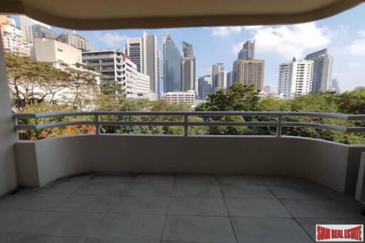 Regent on the Park 1 - Spacious Three Bedroom Condo + Maids Room + Two Balconies for Sale at Sukhumvit 26, Phrom Phong