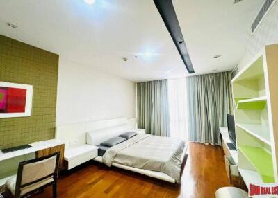 Domus Condominium - Ultra Luxury 4 + 1 Unit Partly Furnished with Green Views at Sukhumvit 18, Asoke