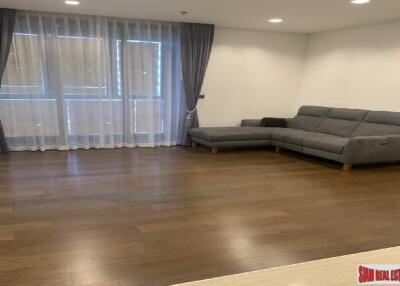 The Line - Modern 2 Bed Condo for Sale in Ratchathewi