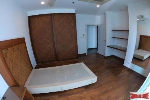 Prime 11 - Excellent Value 4 Bed Unit on the 29th Floor at Sukhumvit 11, Nana