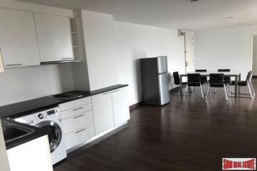 D65 - Large Spacious Three Bedroom in Low Rise Condo between Ekkamai and Phra Khanong