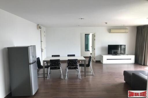 D65 - Large Spacious Three Bedroom in Low Rise Condo between Ekkamai and Phra Khanong