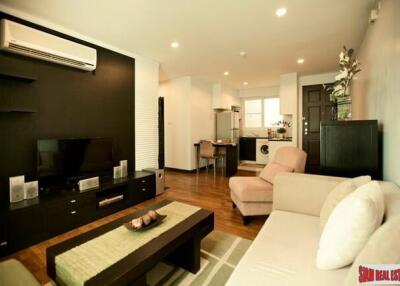 Baan Siri Sukhumvit 13 - Elegant Two Bedroom Condo Located in a Low-Rise Building with City Views Near BTS Nana