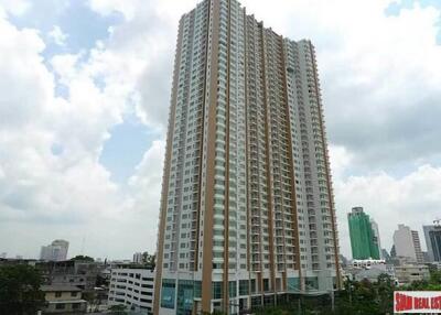 Villa Sathorn - Large One Bedroom Condo with Garden Views for Sale in Sathorn