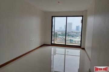 Supalai Premier Charoen Nakhon - One Bedroom Pool View Condo for Sale in Krung Thonburi