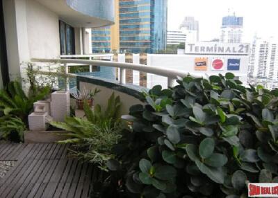 LAS COLINAS ASOKE - Extra Large Deluxe One Bedroom in the Sukhumvit Asoke Area of Bangkok