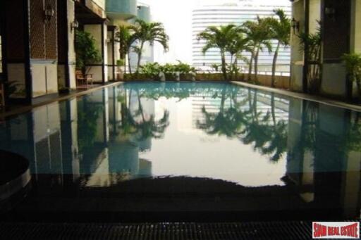 LAS COLINAS ASOKE - Extra Large Deluxe One Bedroom in the Sukhumvit Asoke Area of Bangkok