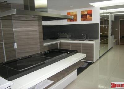 LAS COLINAS ASOKE - Extra Large Deluxe One Bedroom in the Sukhumvit Asoke Area of Bangkok