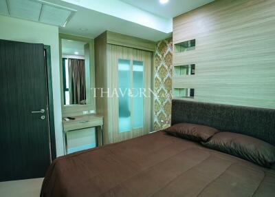 ขาย คอนโด 1 ห้องนอน 35 ตร.ม. ใน  Dusit Grand Condo View, Pattaya