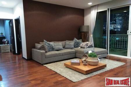 Wilshire Condominium - Elegant Three Bedroom Condo for Sale at Sukhumvit 22