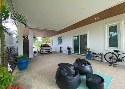 Lovely 3 Bed 3 Bath Private Pool Villa For Sale in Soi 88 with Extra Land