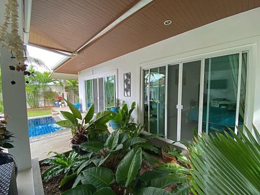 Lovely 3 Bed 3 Bath Private Pool Villa For Sale in Soi 88 with Extra Land