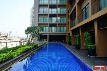 Noble Refine - Large and Nicely Decorated Two Bedroom Condo Near Major Phrom Phong Shopping & BTS