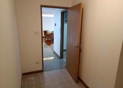 5 bed Condo in The Peony Chong Nonsi Sub District C020627