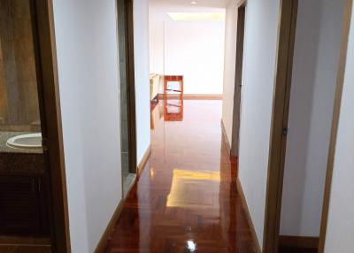 5 bed Condo in The Peony Chong Nonsi Sub District C020627