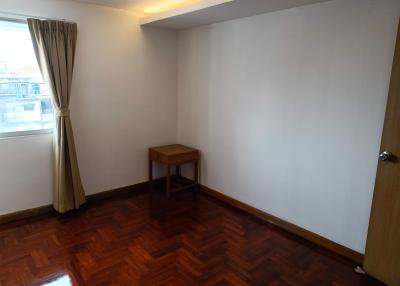 5 bed Condo in The Peony Chong Nonsi Sub District C020627