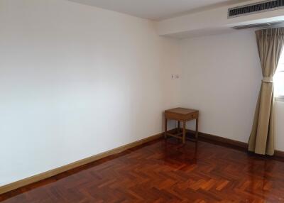 5 bed Condo in The Peony Chong Nonsi Sub District C020627