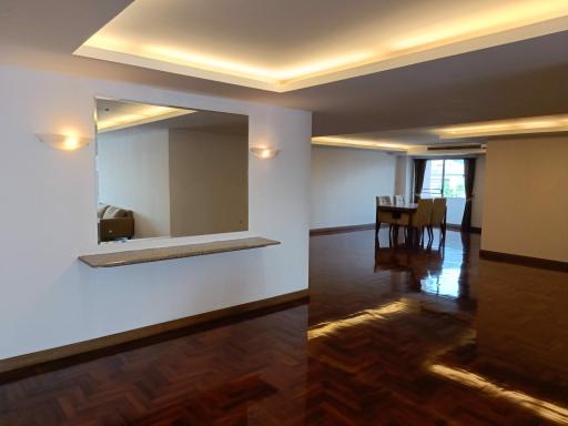 5 bed Condo in The Peony Chong Nonsi Sub District C020627