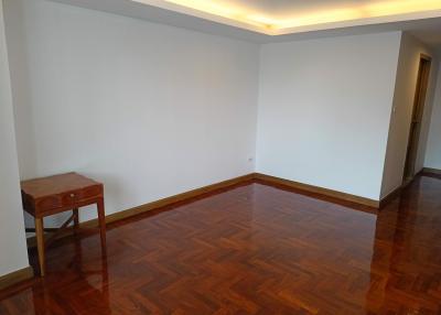 5 bed Condo in The Peony Chong Nonsi Sub District C020627