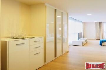 LIV@49 - Superior Spacious Living with Two Balconies near Sukhumvit 49, Bangkok