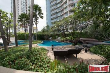 WaterMark Chaophraya - Luxurious 5- Star Three Bedroom Condo with River Views, Saphan Taksin, Bangkok