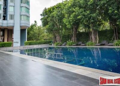 WaterMark Chaophraya - Luxurious 5- Star Three Bedroom Condo with River Views, Saphan Taksin, Bangkok