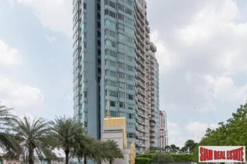 WaterMark Chaophraya - Luxurious 5- Star Three Bedroom Condo with River Views, Saphan Taksin, Bangkok