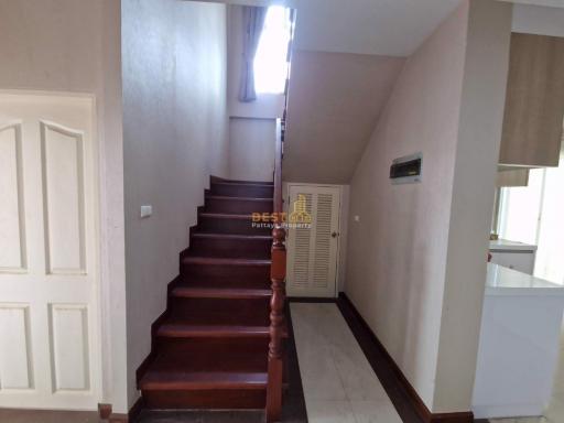 2 Bedrooms Villa / Single House in The Villas Rachawadee East Pattaya H011508