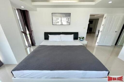 The Waterford Sukhumvit 50 - Bright and Contemporary Two Bedroom Condo on Sukhumvit 50, Bangkok