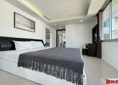 The Waterford Sukhumvit 50 - Bright and Contemporary Two Bedroom Condo on Sukhumvit 50, Bangkok