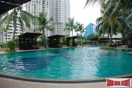 Sathorn Garden  Elegant Super Spacious Three Bedroom Condo for sale in Sathorn