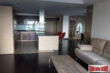 Sathorn Garden  Elegant Super Spacious Three Bedroom Condo for sale in Sathorn