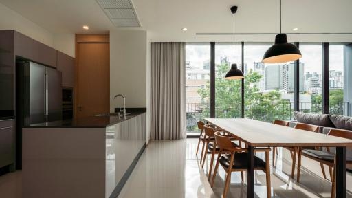 Vana Residence Sukhumvit 26 Three bedroom apartment for rent