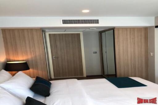 Na Vara Residence - Bright and Comfortable One Bedroom Pool View Condo in Chit Lom