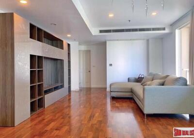 Baan Siri 31 - Reduced price Large Newly Refurbished Two Bedroom Corner Condo for Sale in Phrom Phong