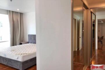 Baan Siri 31 - Reduced price Large Newly Refurbished Two Bedroom Corner Condo for Sale in Phrom Phong