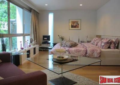 Ficus Lane  Super Large and Luxurious Four Bedroom Condo Near Sky Train in Phra Khanong