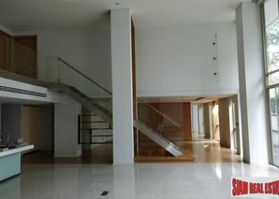 Ficus Lane - Super Large and Luxurious Four Bedroom Condo Near Sky Train in Phra Khanong