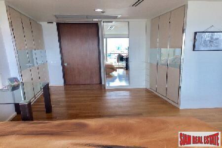 The Lakes - Luxury Pet-Friendly 1 Bedroom Condo 109sq.m Overlooking Benjakiti Park, Sukhumvit 16