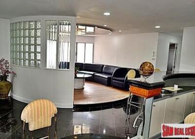 Fortune Condo Town - Unique and Large Two Bedroom Condo in Sathorn, Bangkok