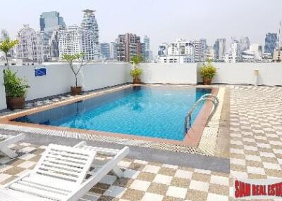 39 Suites - Convenient and Modern Two Bedroom Condo on Sukhumvit 39, Phrom Phong