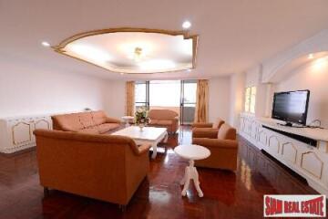 Oriental Tower - Lavish Living in this Three Bedroom Condo on the 23rd Floor in Ekkamai