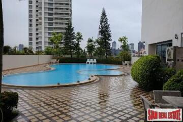 Oriental Tower - Lavish Living in this Three Bedroom Condo on the 23rd Floor in Ekkamai