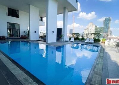 Icon III - Big & Sunny One Bedroom Corner Unit with Unobstructed City Views for Sale - Thong Lo